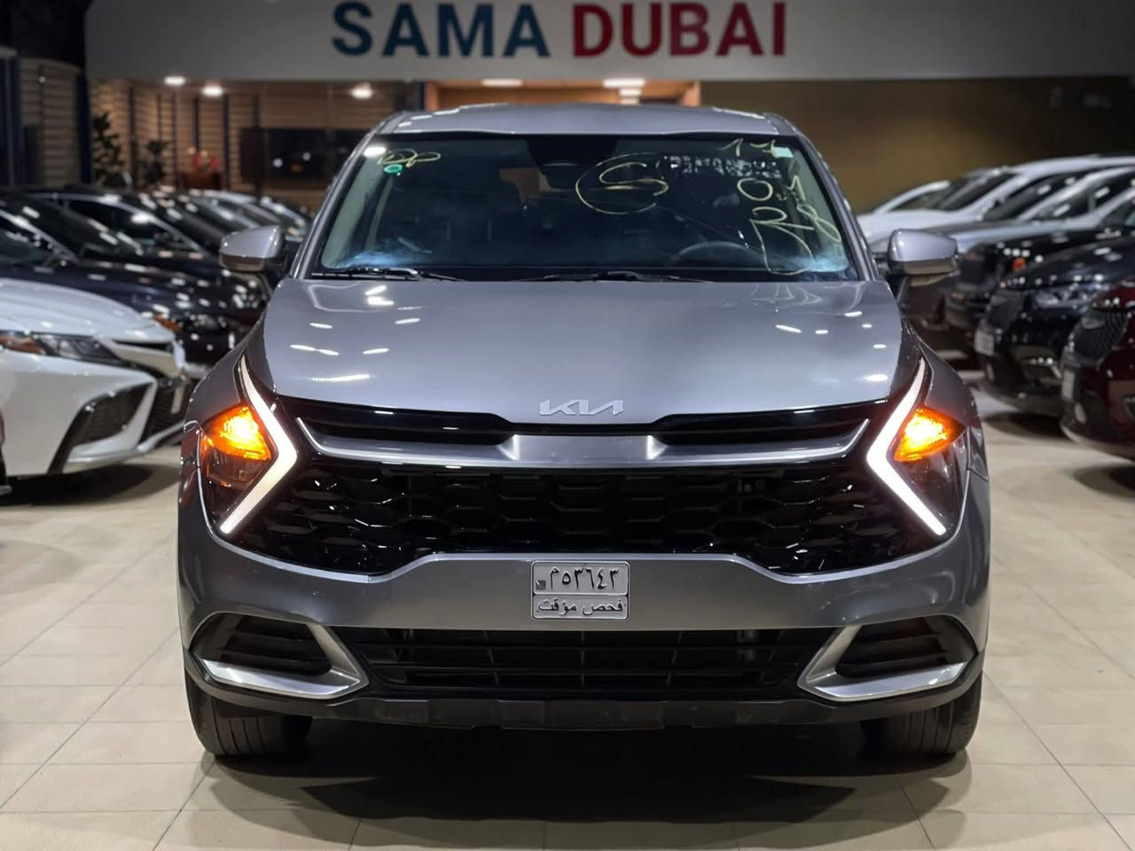 السلام عليكم ورحمة الله
.....#للبيع فقط

بأنسب سعر وحادث خفيف 

 #Kia Sportage Lx 2023 

وارد امريكي الشاصي الكبير 

🔵 الضرر 🔵

صبغ نصف الجاملغ الأيسر مع حافة البنيد وبارد فقط عند قبق البنزين ايرباك الدركة فقط 

جميع الإرباك على وضع الشركة

🔵حالة السيارة 🔵 

السيارة جاهزة من كلشي محرك و كير وتبريد و راديتر كلة على وضع الشركة 

عداد المسافة المقطوعة 26 الف مايل حقيقي 

رقم مؤقت جاهز للترقيم على اي محافظه 

🔵المواصفات🔵

▫️رادار امامي 

▫️مانع اصطدام

▫️حساس خلف

▫️كامرة خلفية 

▫️شاشة تدعم كار بلي 

▫️سايد ابريك بصمة 

▫️ثلاث أنظمة قيادة (سبورت -نورمل -سمارت)

▫️قيادة ذاتية 

▫️نظام منحدرات 

▫️مثبت سرعه

 ▫️تحذير عند الخروج من المسار 

🔵السعر 🔵

  164 $ وبيها مجال للشراي 

🔵العنوان🔵

#النجف الاشرف 

للتواصل: ***********

