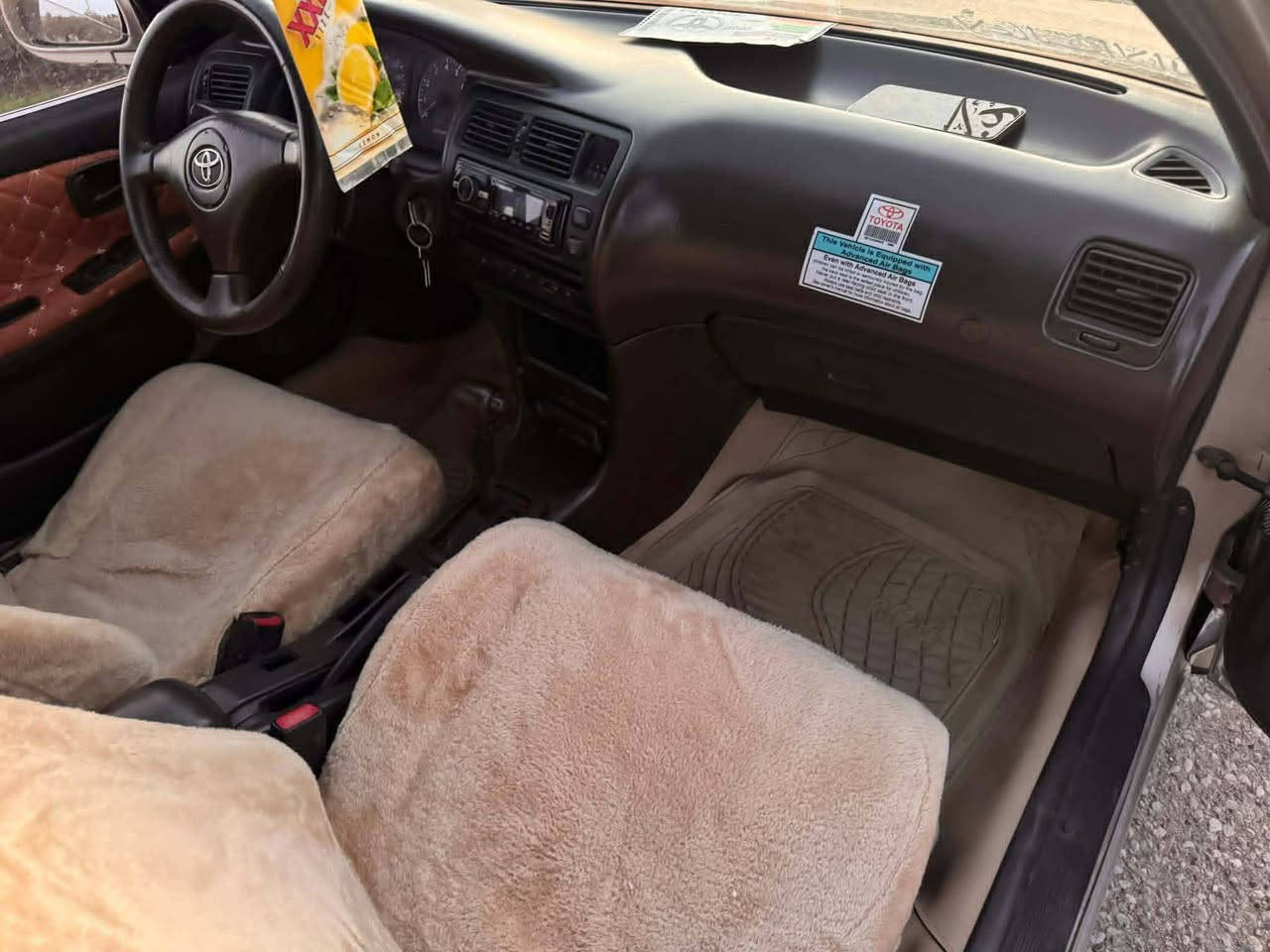 سلام عليكم كورلا للبيع موديل 1993
مكفوله من الكص والضربه والعيب الشرعي

رقم بصره دولي مشروع وطني تخم تاير حداديه

السياره فقط صبغ عام 

سوك الشيوخ العكيكه 
السعر 65 وبيها مجال 
***********
