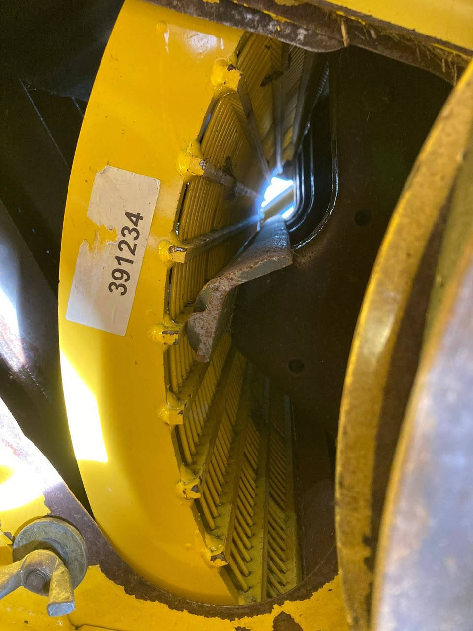 New holland tc 56
سنة الصنع 2004
عداد 3100 ساعة 
هيدرو 
5 بلم 
عرض 4.57 
السعر 35 الف دولار 
شامل كمرك ضريبة شحن 
مدة الوصول 25 يوم بعد الحجز


**إذا كنت صاحب هذا الإعلان وتريد حذفه لأي سبب، رجاءا أرسل رسالة إلى الدعم الفني**