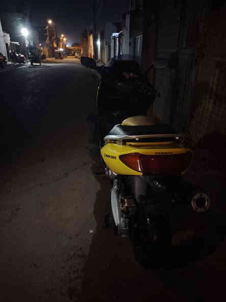 T-Max 2007 كفاله عامه الدراجه خير من الله مستعجل ع بيع مو شراي لا تعب روحك رايدهاا  2.400
بيها مجال شي قليل
***********
مكاني نجف ♥️
