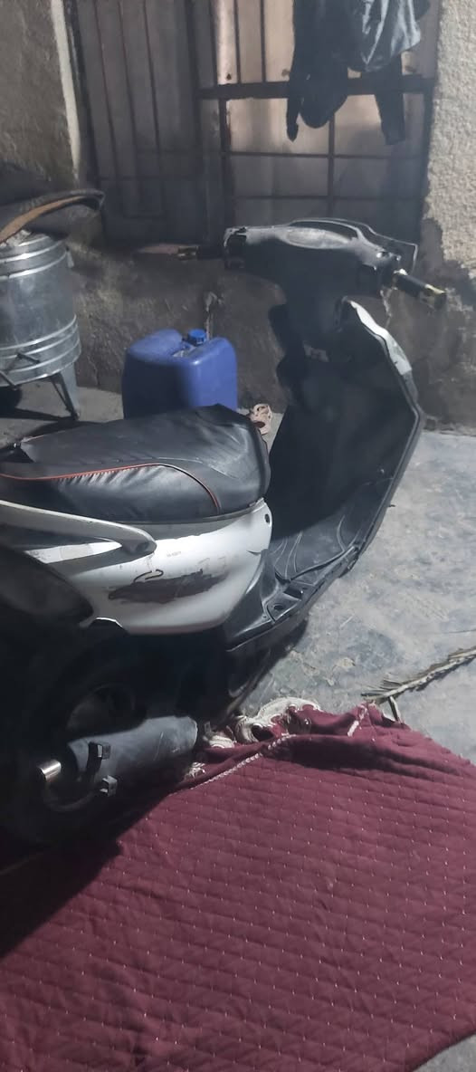 ماكس قجمه متروكه كاطعه نار
وهندر خارط سعر ١٥٠ 
مكاني بغداد حي النصر 
‎0773 144 6940
