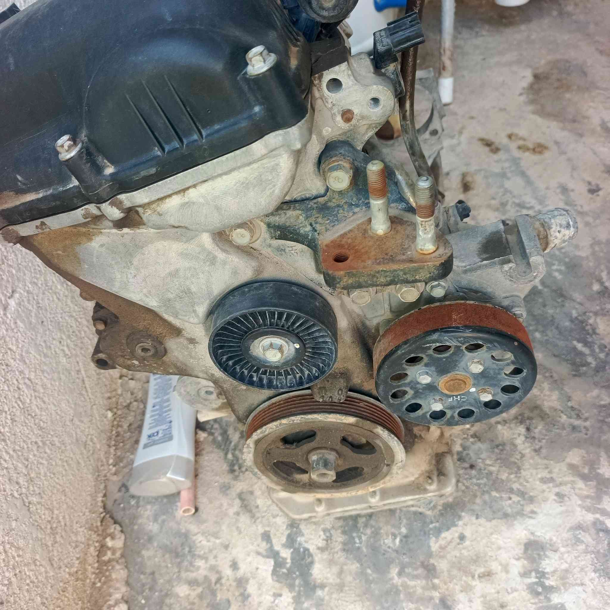 السلام عليكم ورحمه الله وبركاته محرك سياراته فقط تنقيص سعر 200, ***********
