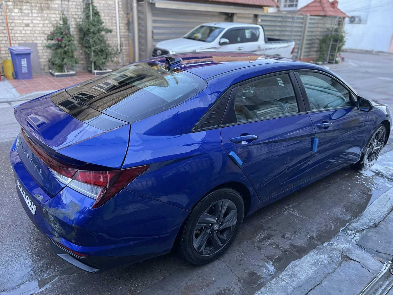 السلام عليكم النترا 2023 SEL مكينة 2000 دوش ماشية 63000 ميل السيارة نضيفة وبدون نقص حادثهة جاملغ السايق مبدل اصلي وربع بنيد صبغ ونص باب سايق صبغ الباقي كفالة بدون دواخل وبدون اي ايرباك العنوان بغداد الدورة السيارة منضومة بانزين نضيفة وحدادية سيارة متصرف عليهة دخن وكالة وبانزين كلة محسن بدون اي دوانز شاشة متصلة اندرويد كار بلاي سياقة ذاتية تحذير تصادم جنطة اوتو عليهة منضومة زينون فول تدفئة كشنات بصمة بدون فتحة  السعر 145 وبي مجال للشراي متواجد خاص او الأتصال على الرقم 
***********
