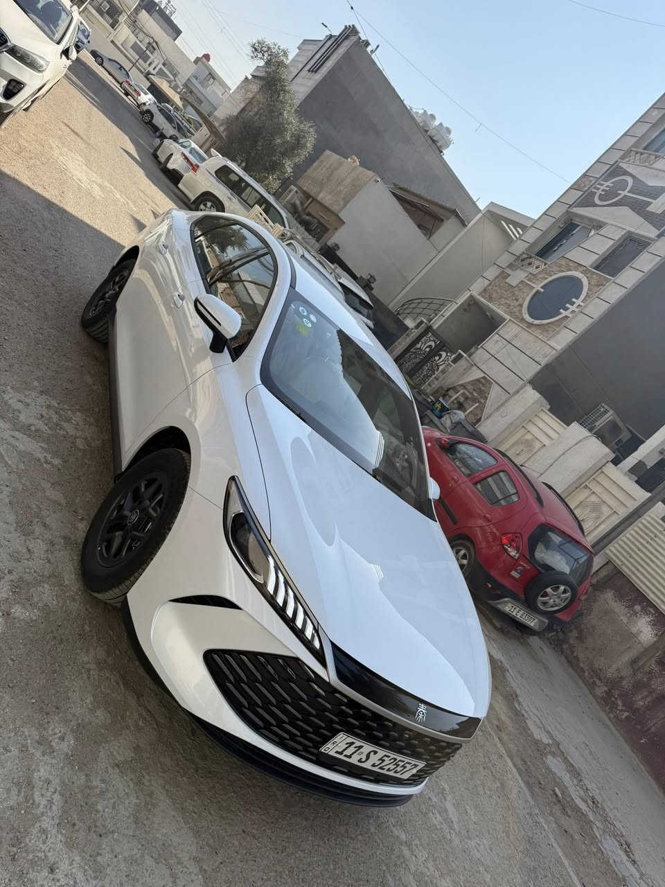 السلام عليكم كن بلاس ٢٠٢٥ ابيض داخل لون ابيض ملحقات كامله مرقمه لوحه وسنويه السعر ١٩ مليون قفللل السياره زيرو مماشيه 
الاتصال 
***********
***********
