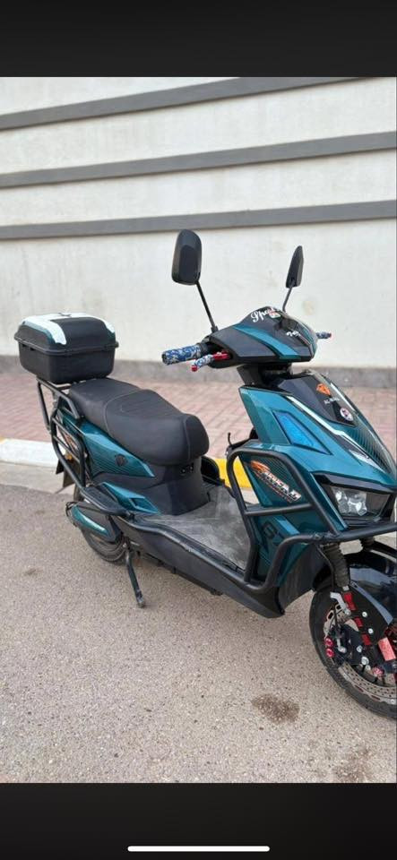 دراجة شحن نوع الماسة 
نظيفة حيل واستخدام جداً قليل وجديدة من كل النواحي تفحص يلا تاخذ السعر خاص اخوان الي يريدها يعلق واني اتواصل وياه


**إذا كنت صاحب هذا الإعلان وتريد حذفه لأي سبب، رجاءا أرسل رسالة إلى الدعم الفني**