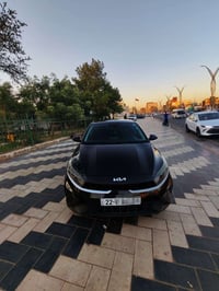 كيا فورتي موديل 2024 محرك 2000 دوش مكانها بغداد الغدير بأسمي ورقمها ار...