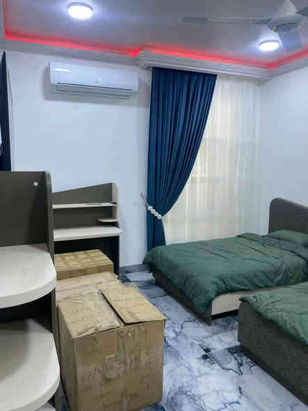 دار للبيع طابو ملك صرف الموقع  طريق حله بغداد قرب محطة وقود الاثار
المساحه 250 متر مربع واقع حال 750 متر ✅ 
طابقين 6 غرف نوم هول عدد 2 صاله عدد 2 مطبخ عدد 2 ومجمع صحيات عدد 4 وكراج سياره موقع ممتاز جيد يباع البيت مع الاثاث للاستفسار مكتب النبل للعقار والبناء والهندسه 
*********** واتساب 
***********
