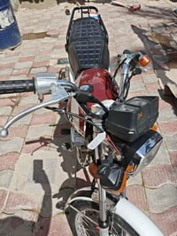 دراجه لبيع جديده هاي المكاتبه شوف سعره بيش ماخذه اربع كير الدراجه جديد...