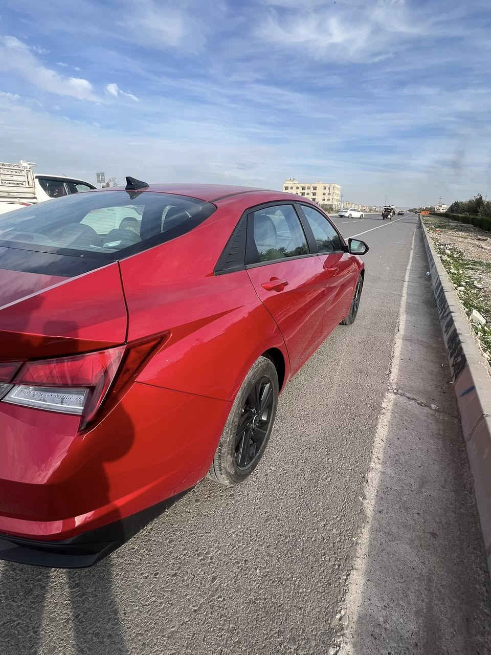 Elantra 2021
مواصفات Sel
الضرر: جاملغ صبغ + حافة البوند صبغ 
رقم الشاصي : 5NPLM4AG3MH037055
السعر: 14,800$
للتواصل: ***********
