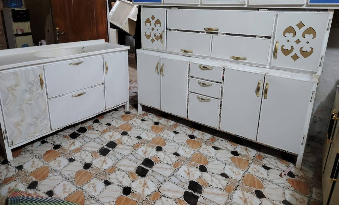 كاونتر مترين والسنكي متر ونص مرمر الشراي يتصل *********** واتساب العنوان الديوانية
