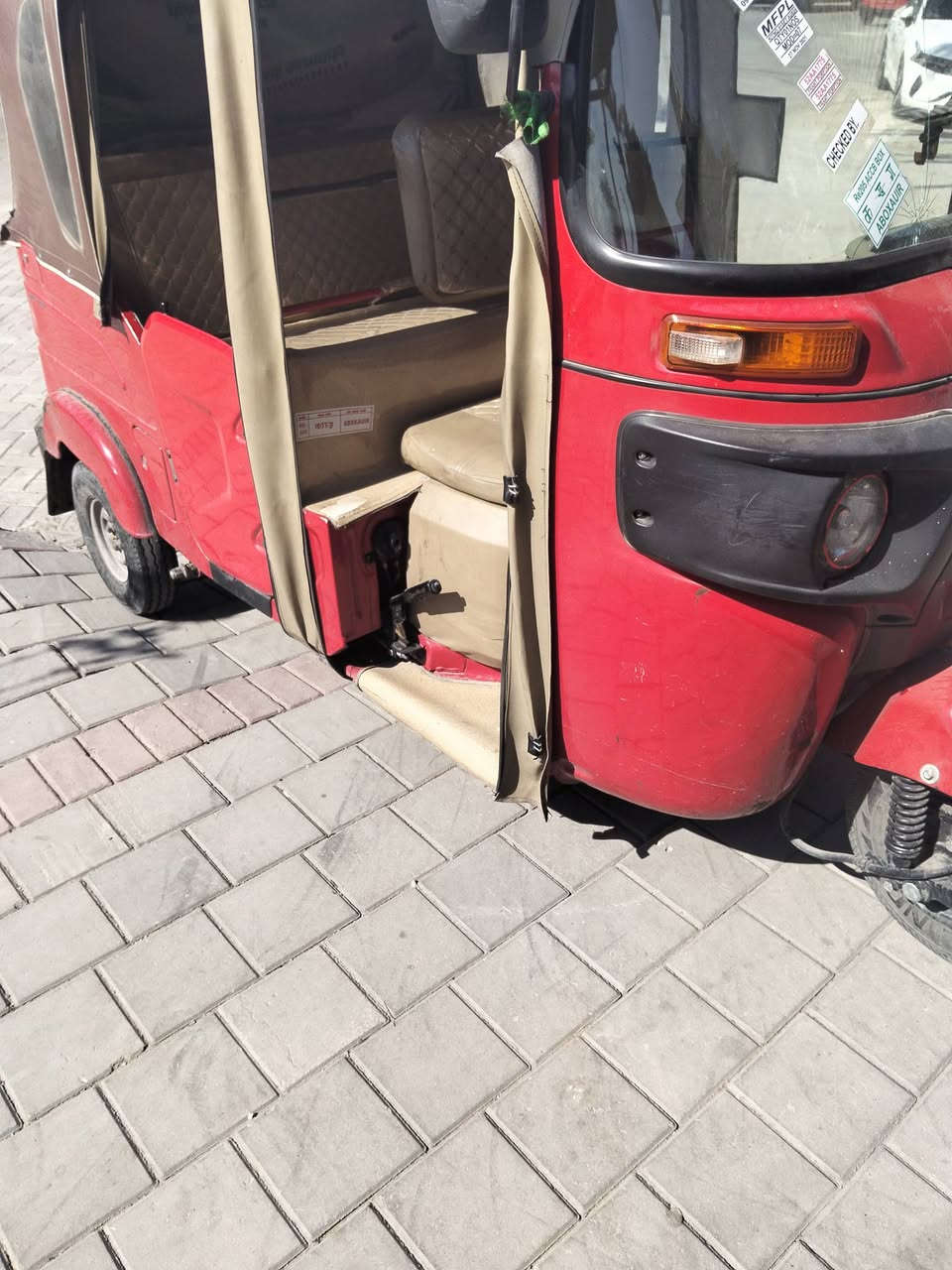 تكتك للبيع مديل 22 رقم كفاله ماعدا شبر بارد وكم شخط تكتك بسمي تحويل يوم الثاني السعر 10بيه مجال بسيط اللاستفسار تصال ***********
