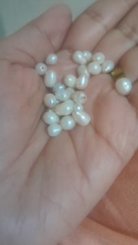 لؤلؤ بحرية • ٤٢ حبة