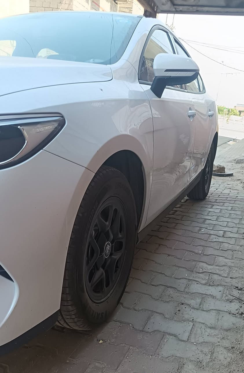 BYDللبيع
2025 
بيه قطعتين صبغ طخه ابو ستوته  سياره جديده ماشيه 5000زيرو
***********
