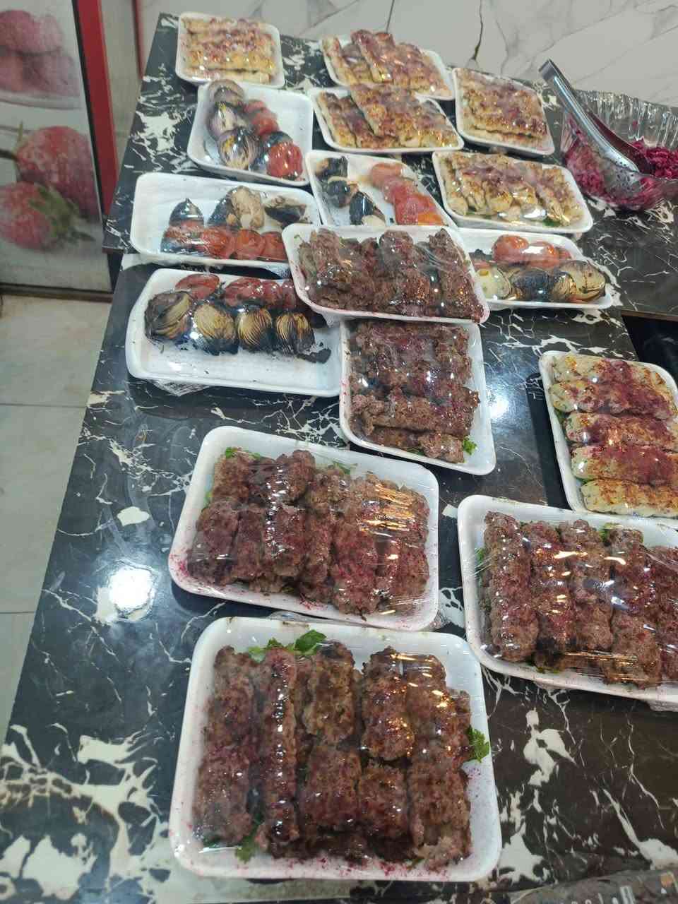 اسلام عليكم ورحمه
يعلن مطعم ومشويات شيخ الجبل 
للزبائن الكرام دجاج مشوي عراقي امانة الله ورسوله
وكباب شوي فقط فترة رمضان فقط
متواجدين من ال12الى6
نضام حجز 
ويوجد خدمة توصيل داخل وخارج السريدات 
المكان السريدات قرب اسواق المنتضر 
مقابل عطاريات المتوكل للتواصل 
***********
***********
واتساب او علخط
