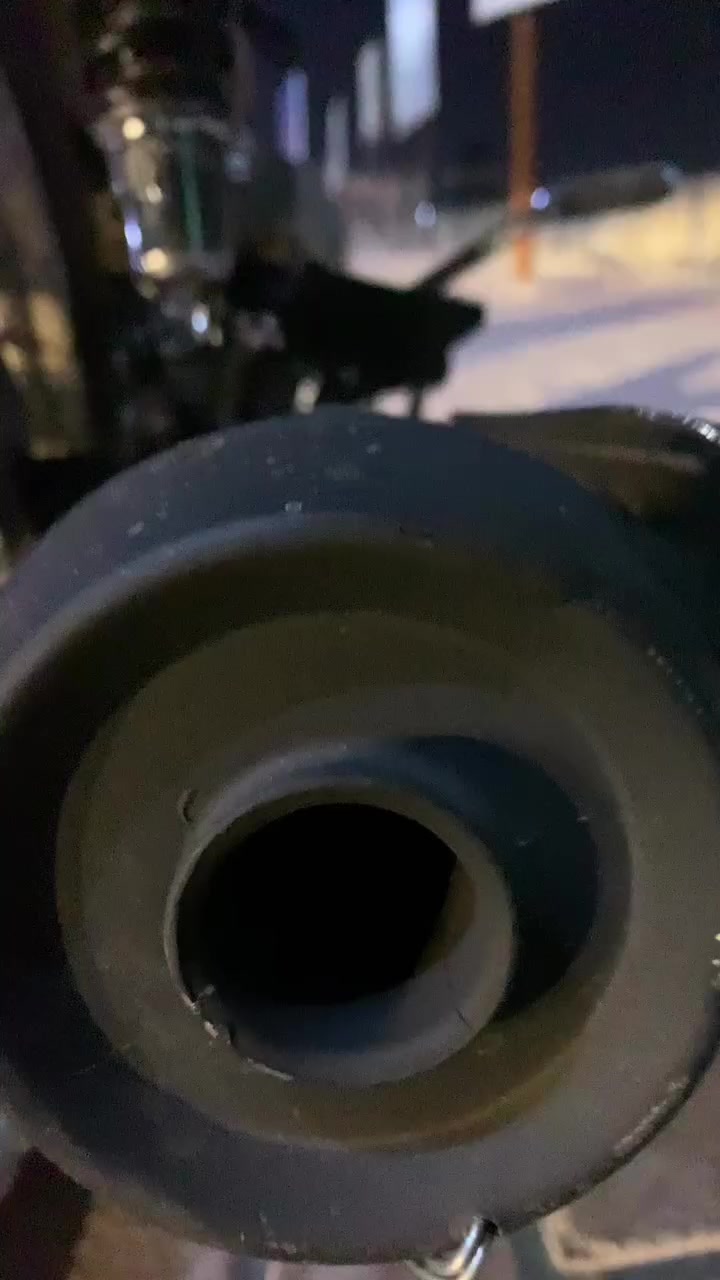 ايراني للبيع محرك نامه متياز مكفول شلعه ومعدل تعمرت يوم واحد رمضان سعر ٦٠٠ وهاذ رقم راعيها انا مكلف بنشر  ***********
الدراجه بدون بدونن بدونن
