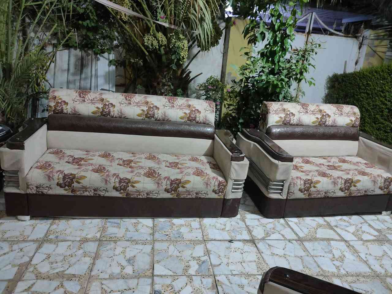 تخم للبيع السعر 150 الف الاتصال على الرقم *********** او ***********
