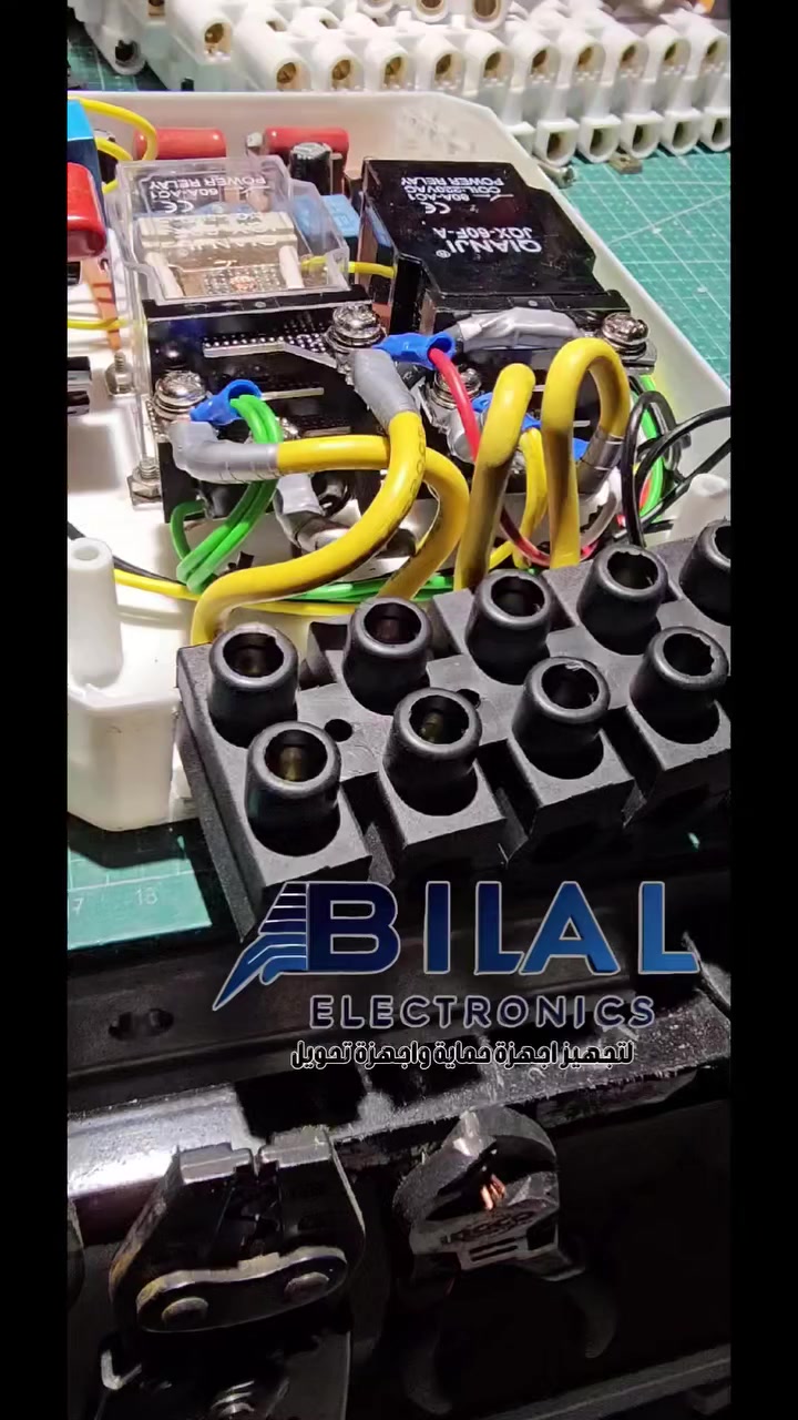 جنج تحويل ثلاثي تايمر فول 
حمل على خط وطنيه وخروج 80 امبير
حمل على خط سحب ومولده 60 امبير
حمايه من ارتفاع وانخفاض فولتيه على خط وطنيه عنده فصل جهاز تكدر تلغي حمايه ويشتغل بدون حمايه
جرص تنبيه على خط وطنيه 
مصباح قارئ فولتيه على خروج 
ضمان 2 سنه تبديله وحده 
ضمان يشمل فقط العطل ولا يشمل حرق او كسر
سعر جهاز للمفرد  55000 الف لاتكول سعر غالي تلكه بسعر ب 35 الف وب 20 الف اني موضح شغل والمواد 
وسعر جمله على خاص


**إذا كنت صاحب هذا الإعلان وتريد حذفه لأي سبب، رجاءا أرسل رسالة إلى الدعم الفني**