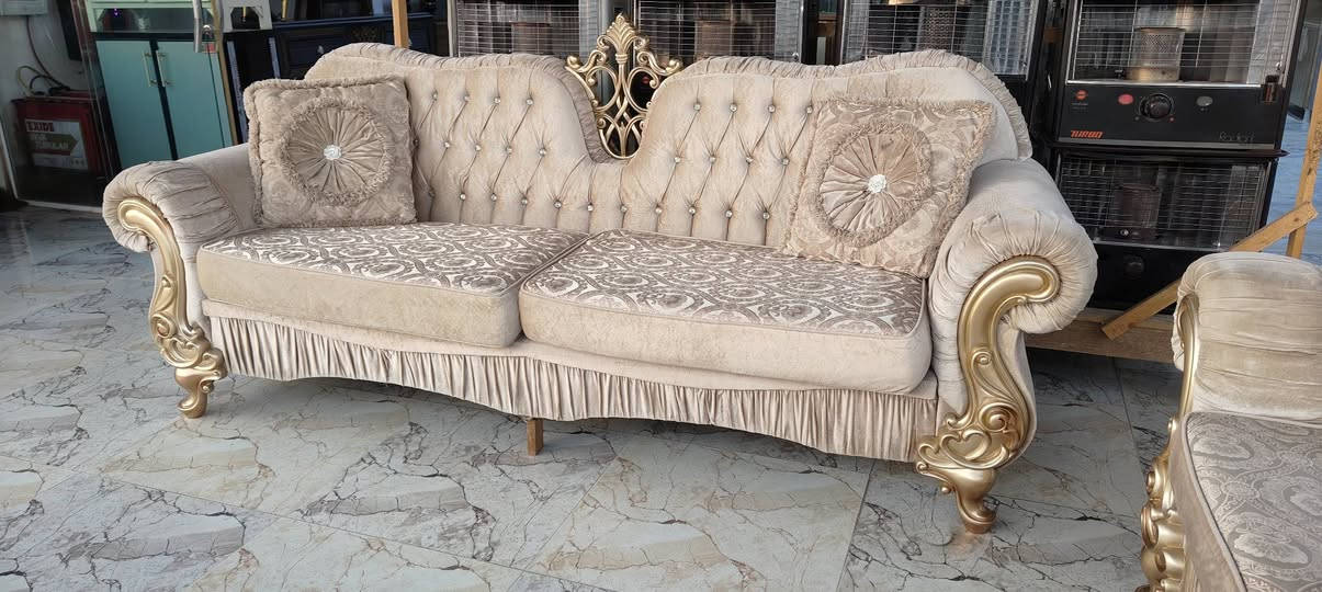 طخم قنفات رئاسي ثلاث قطع يلزم ثمان نفرات نظيف اخو الجديد 🔥🔥اقساط مــــريحه 🔥🔥
القساط لحاملي بطاقة الرافدين فقط
🛑مدة الاقساط (18)شهر بدون مقدمة🛑
الاقساط بدون مقدمة و بدون كفيل 
✅المشمولين الموظفين 
✅منتسبي الداخلية
✅متقاعد اصيل
✅الدفاع 
✅عقود
✅شرطة اتحادية 

 معرض ومعمل سند للبيع وشراء الاثاث المنزلي جديد ومستعمل داقوق سايدين العشاير قرب صيدليه النعيم دكتور خليل يوجد لدنيا تفصال قنفات وديوان حسب الطلب وباحدث الموديلات الاستفسار ***********@***********
