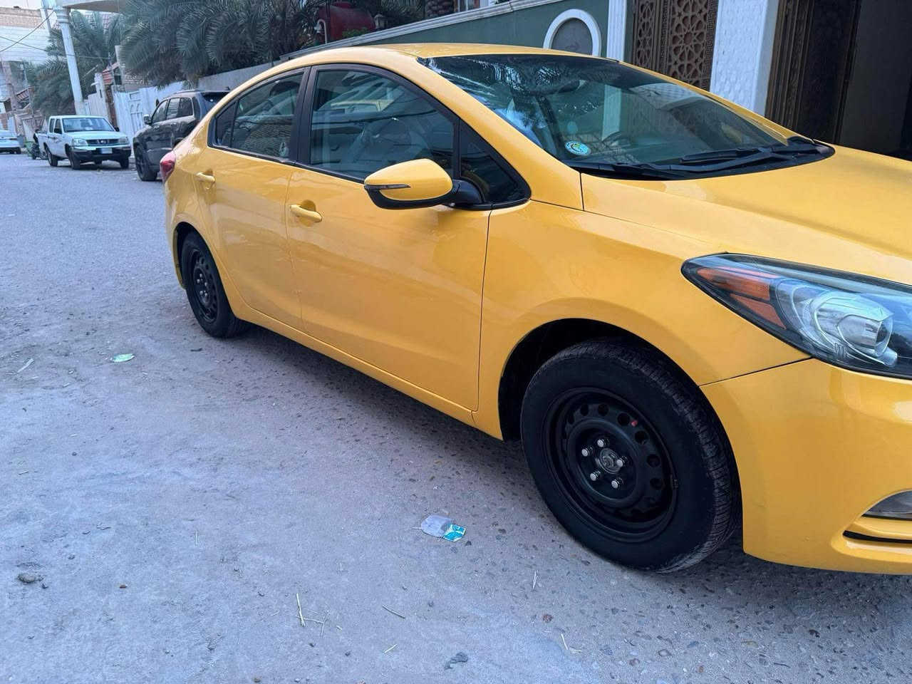 السلام عليكم
فورتي ٢٠١٤ كير عادي وارد امريكي رقم بغداد دولي بأسمي محرك ٢٠٠٠ دوش حادثها جاملغ وبنيد مصفره هيئه وغرامات السعر ٨٥ ورقه وبيها مجال  مكانها ديوانية
للإستفسار أكثر الاتصال على الأرقام 
***********
***********
