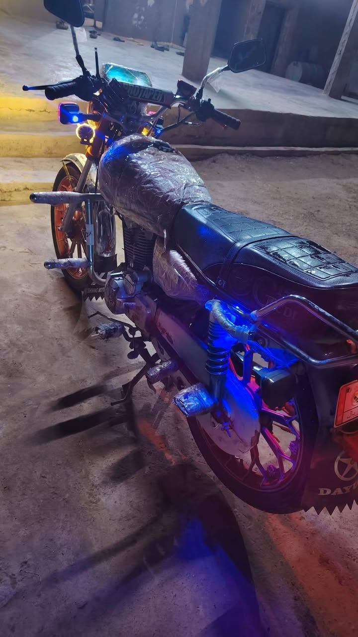 سلام عليكم موطور سولنك موديل 2024نضيف منفيس موجود السعر 575وبي مجال المكان الحويجه رقم ***********
