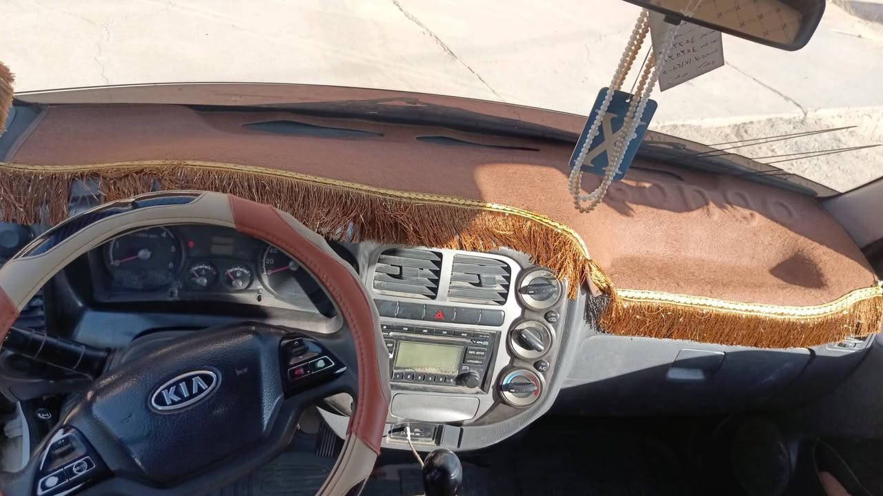 سلام عليكم كيا للبيع سيارة حلوه موديل 20013السعر 110 ***********
