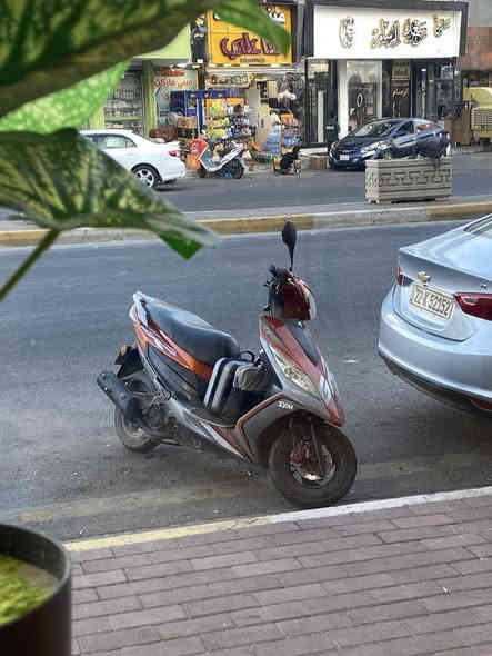 سايم نحلة ١٢٥ موديل ٢٠١٦
للبيع مرقم اجنبي التحويل شوكت ماتريد
نظيف وكامل ومحركه ناعم السعر مليون و١٥٠ الف وبي مجال
***********
