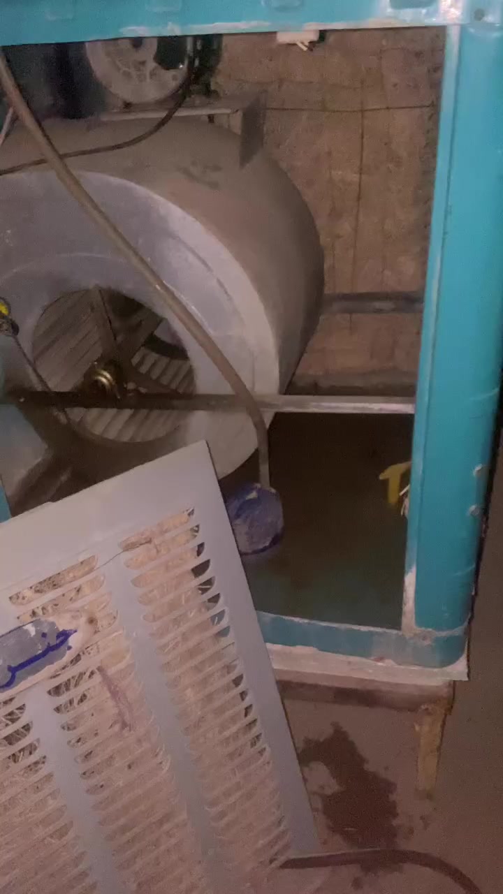 السلام عليكم هذني مبردات ثنينهن جدد الله شاهد ستخدام كلش قليل الوحده ع 100مكاني كوت وذا اكو كوافيره جبيره ام الخرطوم هم راوس ***********
