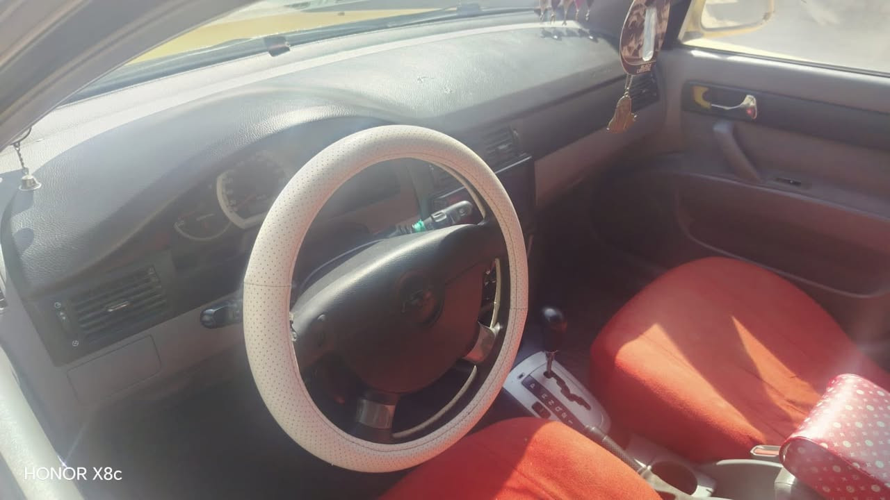 السلام عليكم اوبترا موديل 2011 شركه عامه
كير اوتو  
تخم تاير 
باتري جديد 
فقط بنيد مبدل مصبوغه حزام عده جنطه ول قماره
تبريد تدفئه 
تحويل ثاني يوم ب اسمي 
مكاني كوت مركز مدينه ////السعر ٦٣وبيها مجال بسيط

‭٠٧٨١ ٢٣٣ ٨٧٢٢‬
