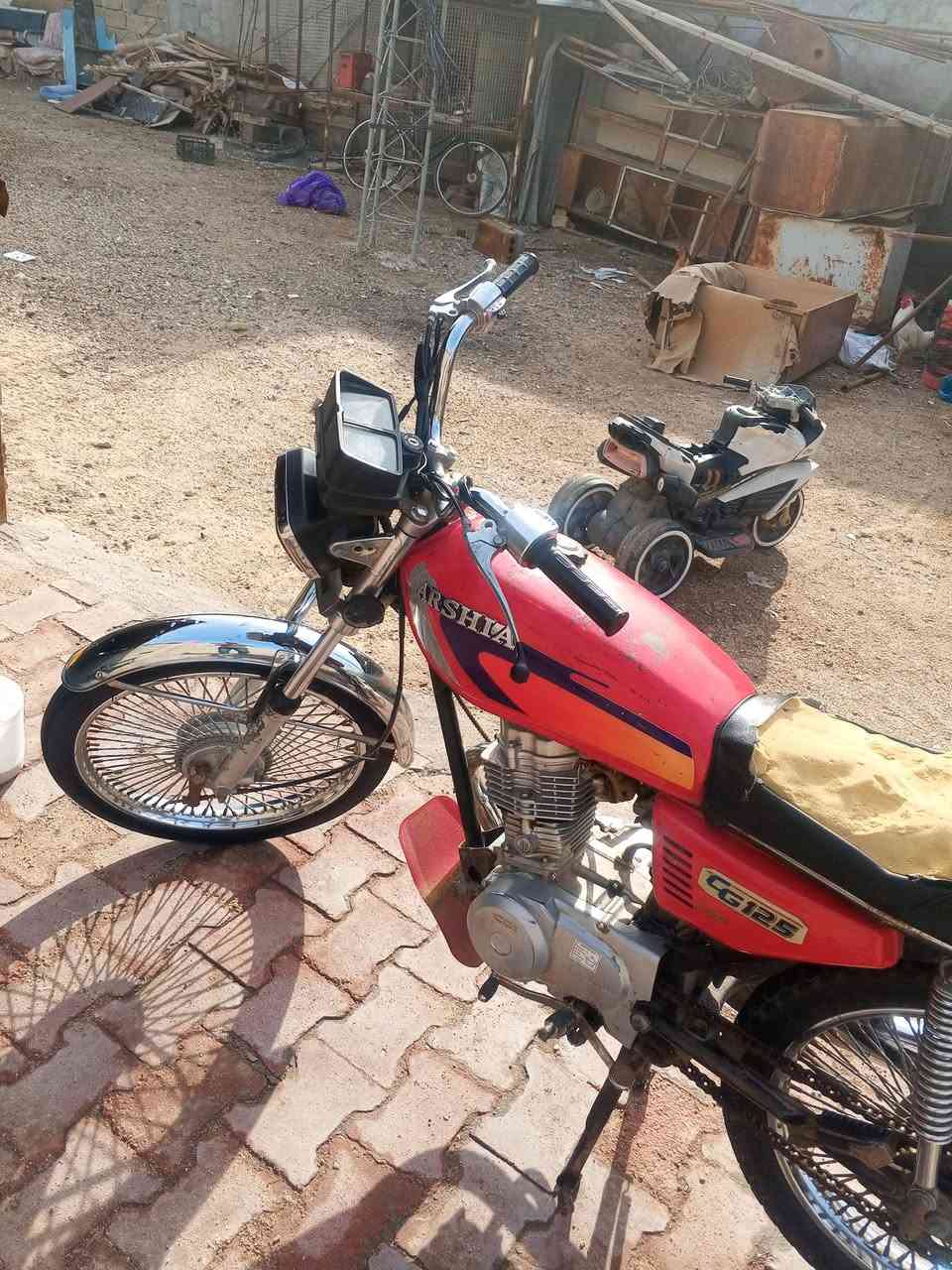 سلام عليكم دراجه نامه مديل 2022بس عل بصمه تستلم رقم مكمل معامله( دراجه عوزه بس كشن فقط) مكاني حيانيه اول لاين وانابخدمت شراي***********
