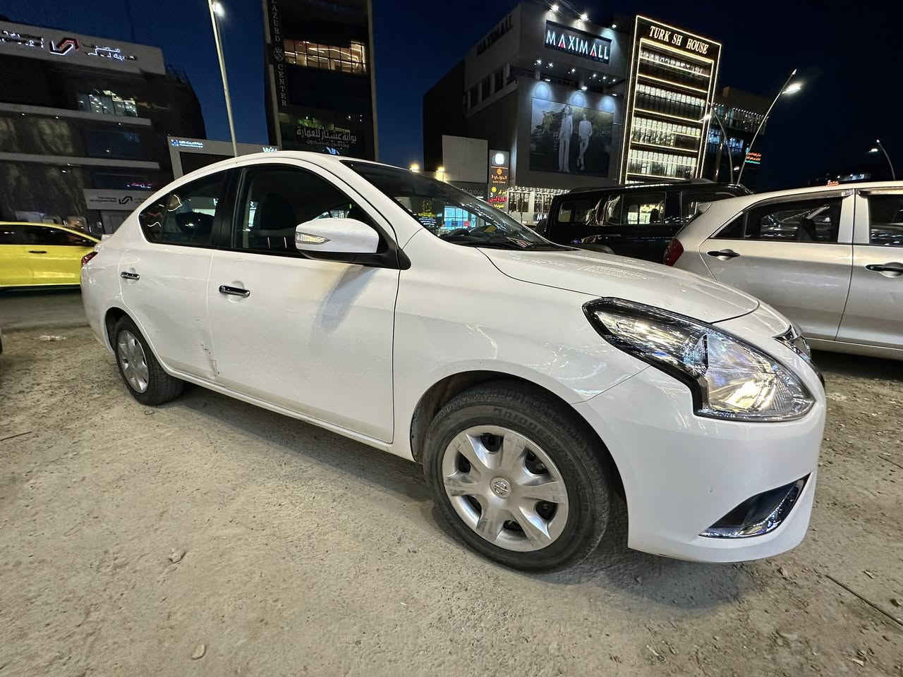 للبيع: Nissan Sunny موديل مصري
ماشيه فقط 10 آلاف كم — بحالة الوكالة ✨

السيارة نظيفة جداً، بيها طخة خفيفة بالباب الخلفي فقط، والباقي كله كفالة عامة ومابيها أي ملاحظات.

المواصفات:
• تبريد قطعتين ❄️
• كامرة خلفية 📷
• شاشة 📱
• مرايات إشارات كهربائي
• جام كهربائي
• سيارة مرتبة وجاهزة للاستخدام موجود فيديو للتوضيح للسياره 

رقمها: أربيل
التحويل مباشر ✅سعر119 $
عنوان بغداد شارع الربيعي 

للاستفسار ***********
