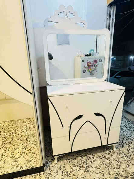 غرفه نوم تركي تخبل نضافه فول نضام سلايت5 قطع السعر 385عنواني النجف حي الميلاد شارع المزرعه سيد علي ***********
