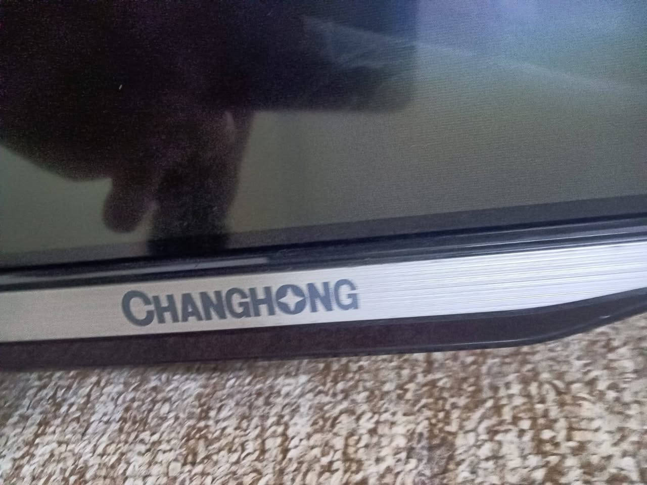 السلام عليكم اخوان شاشة حجم 42 نظيفة جداً بدون نت يرهملها جهاز خارجي السعر 120 قفل رقم الهاتف ***********
