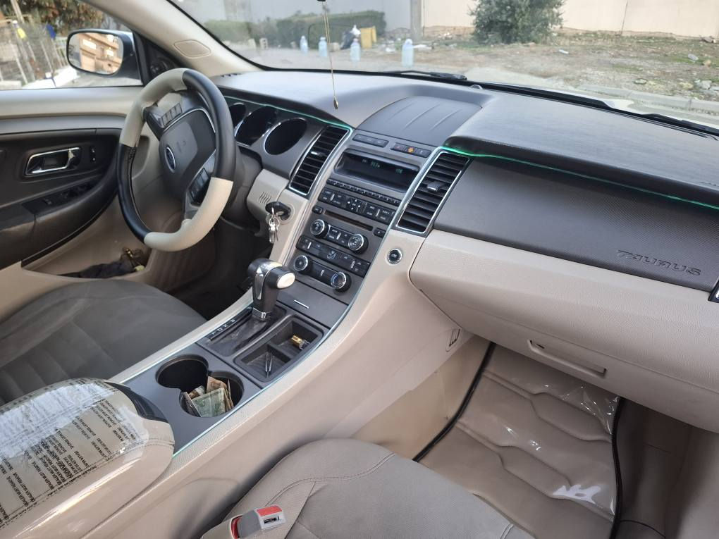 فۆرتی تەورەس  مۆدێلی ٢٠١٠  بەناوی خۆمەوەیە سەنەوی تا ٢٠٣٠ تازەیە هەموو گیانی بەشەرت یەک پارچەی بۆیاخە ودەرگایەکی گۆڕاوە بە بیلاد بێ ناوگرتن گێر و مەکینە تەقەو رەقە کارەبایی بەشەرت چوار تایەی تازەی لەژێرە ماڵی دۆستە سەیارەکە هی دەستی خۆمە  سعری ٩٢ گەڵاو مەجالێکی کەم بۆ پەیوەندی *********** السليمانية, العراق
