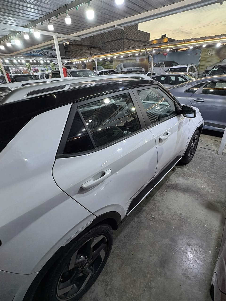 السلام عليكم
سياره فينو موديل 2024 
 كير مكينه مكفولات 
 حداديه كفاله 
ماشيه 45,000
حادثها بسيط جداً  موضح بل صور 
السعر  145 $
لتواصل ***********
العنوان : بغداد الجديده
