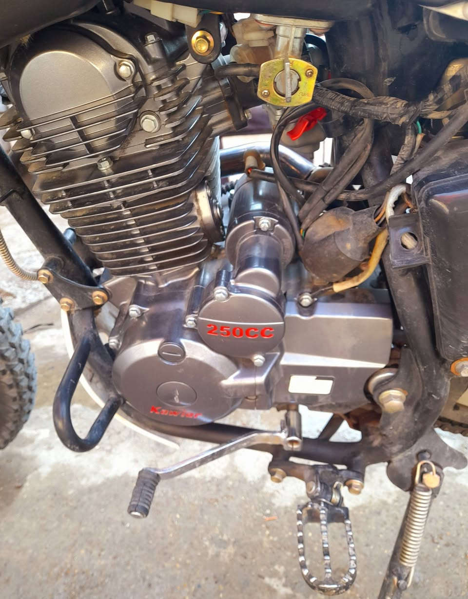 قفاز كاويار موديل 23 مامفتوح
دراجه ماناقصها شي كلشي شغال بيها ما واصله مصلح 
سلف/كهربائيات /اشاير / بك لايت / هندر / ....
نهضه ومعدل فول بيها   (محرك حجمه 250)
السعر 800 / اتصل او واتساب ***********
مكاني كركوك
