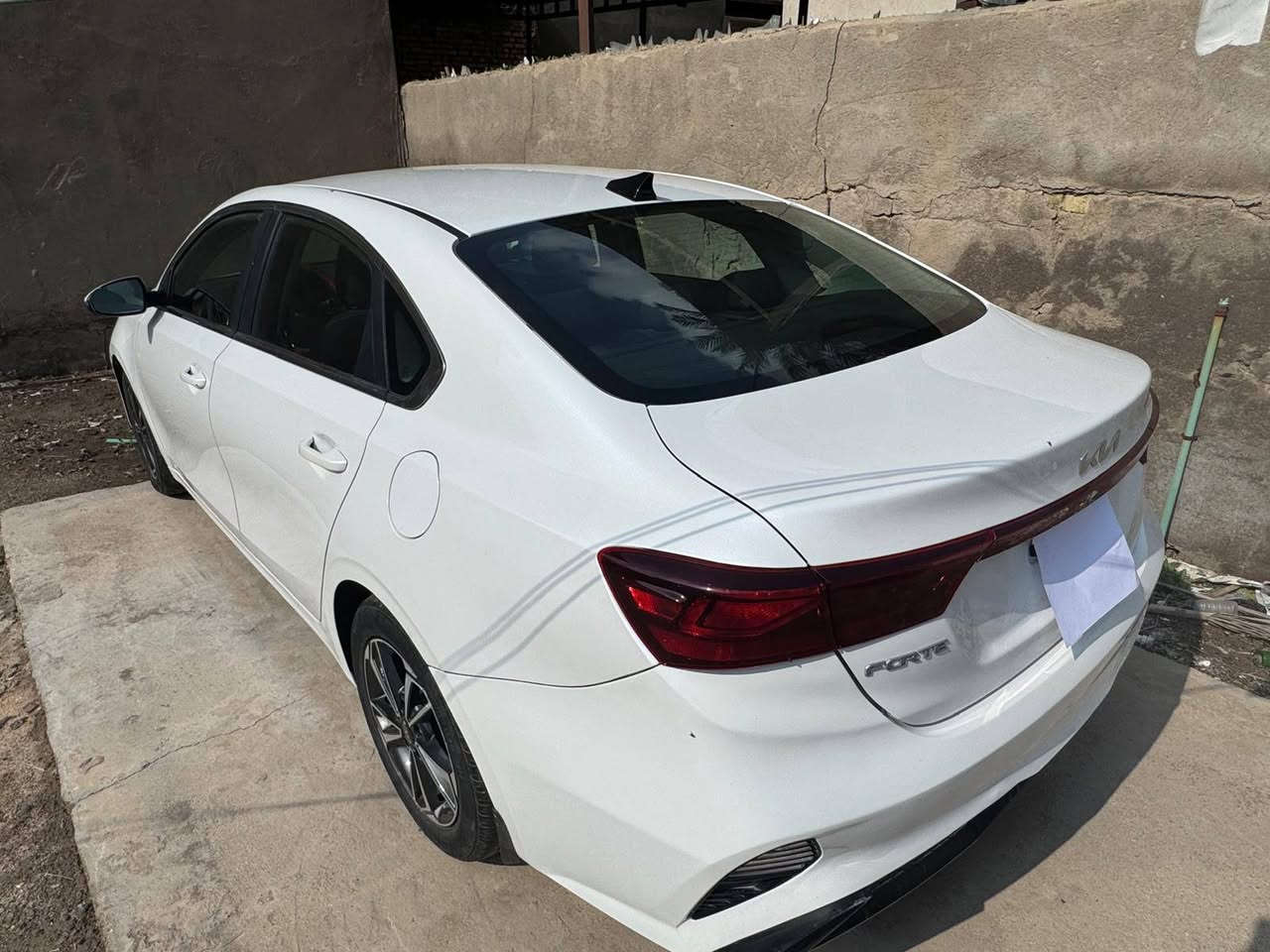 2023 Kia Forti
السياره جديده بحالة الوكاله كنديه ماشيه ٤٥٠٠٠كم كاملة المواصفات عدا فتحة السقف محرك بنزين دوش 20 مكفوله من الصبغ والتبديل بالهيكل والسياره جاهزه للتحويل ( ليست معوقين او شهداء) التواصل على هذا الرقم 
 
***********
