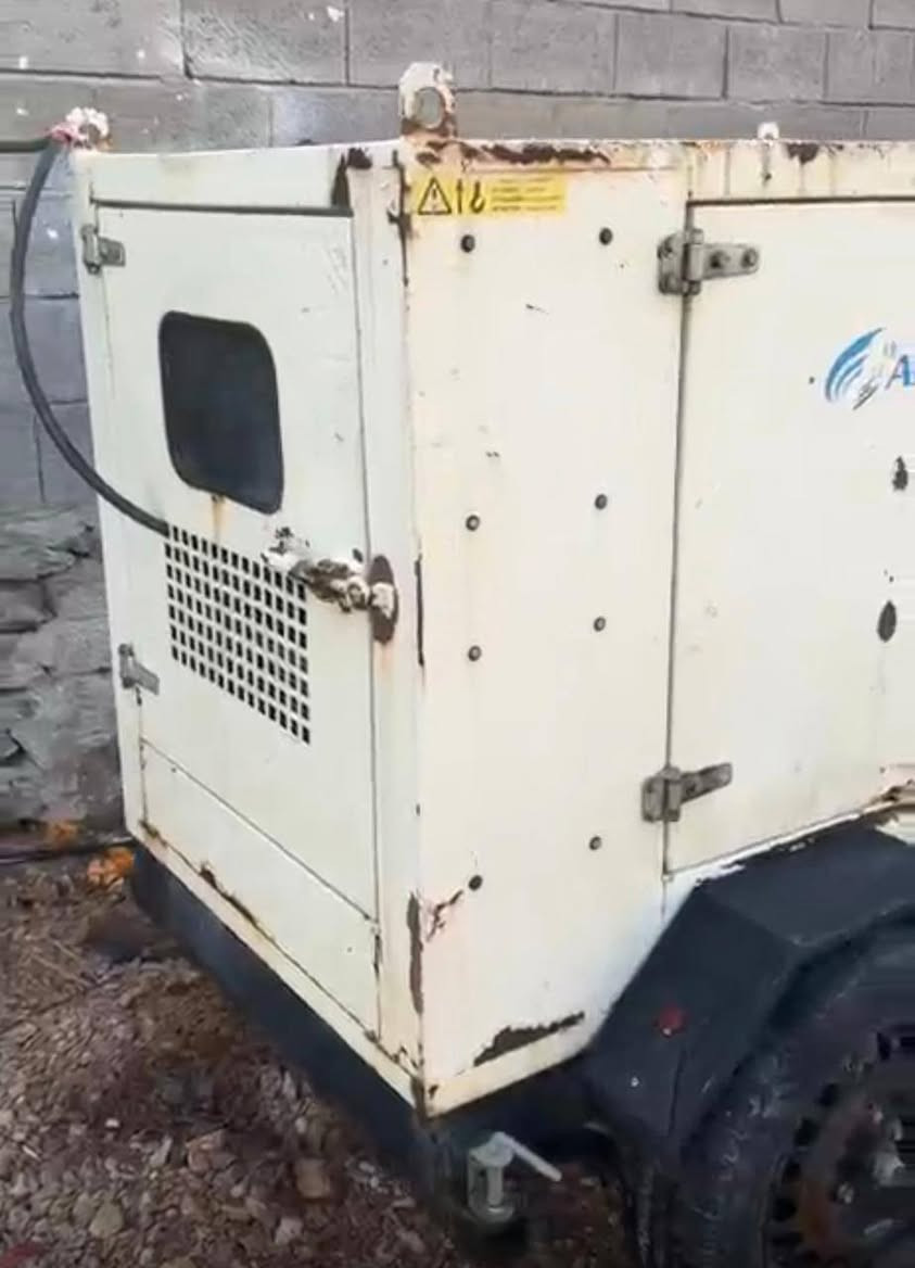 مولد #للبيع 12ونص كيفي 45 امبير 
محرك LOMBARDINI للاستفسار ***********
