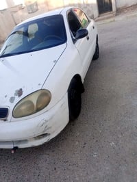 لانوس • ١٩٩٩ • مرخصة