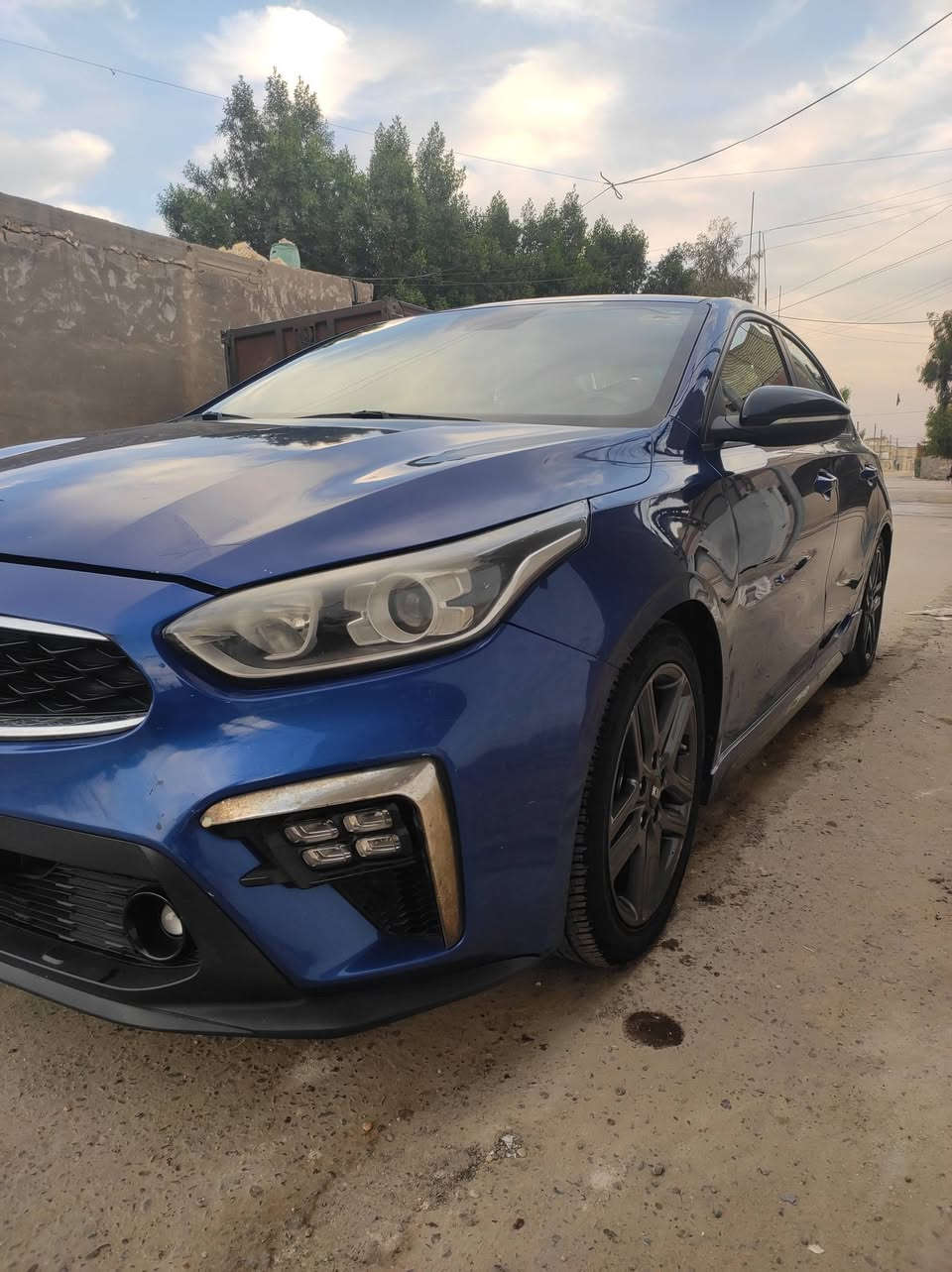 فورتي موديل 20 رقم اربيل مواصفات جيتي لاين بدون ايرباك بدون دواخل مكانها بغداد بيع او مراوس حسب القناعه 135 
***********
