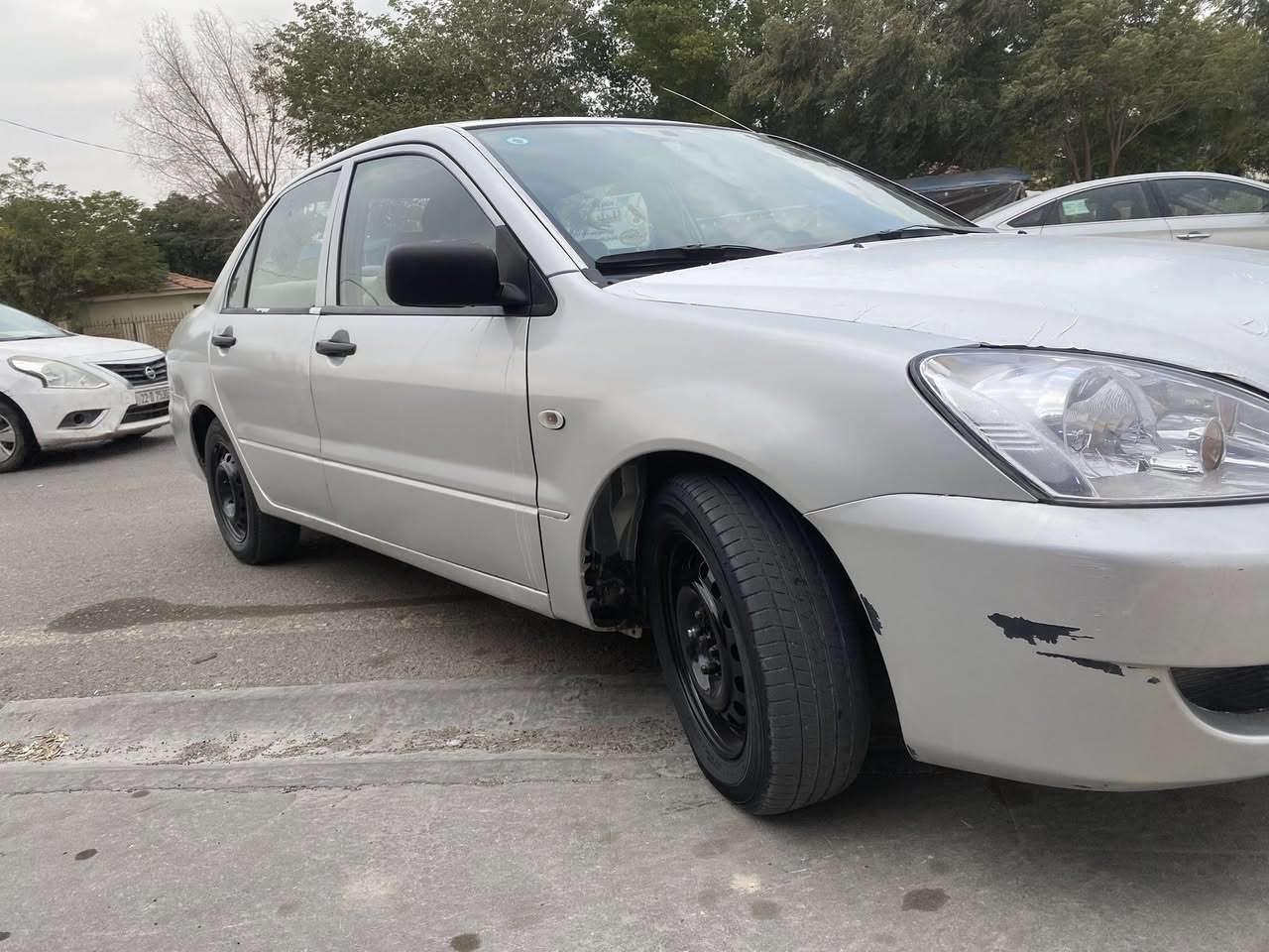 سياره لانسر 2003 

رقم انبار سنويه لل30

داخل اسود بطاين جلد اسود بلادي

شرط التحويل 

هزه جديده 

سياره محدثه 2009 

مصبوغه عام درجى اولى 

محرك 1500جديد 

كير جديد 

مشط جديد 

صدرها ممتاز 

كهربائيات شغاله كله

غرفه جديده حاويه 

 

تبريد🥶ثلج 

تدفئه شغاله 

شاشه تاب +كامره

سنتر لك شغال 

راديتر جديد +مراوح 

باتري جديد 

السياره احلى من الصور 

مكاني الفلوجه 

السعر 68 وبيه مجال 

      ***********
