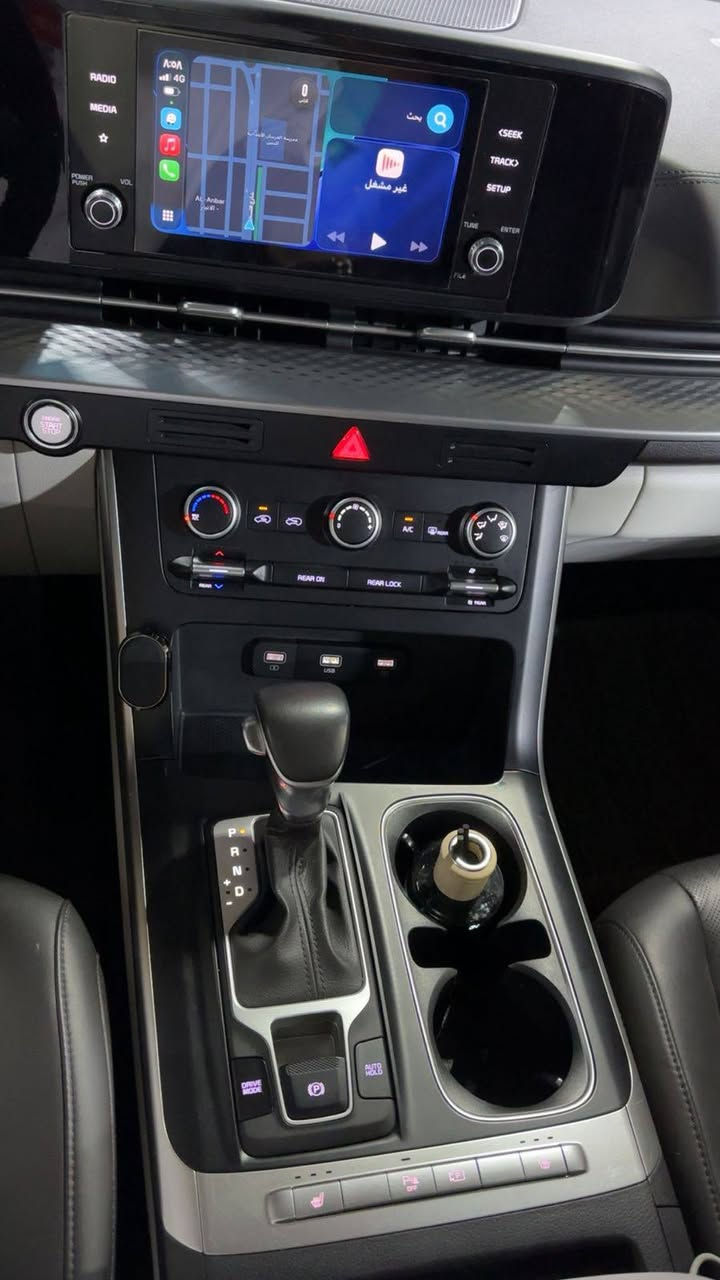 السلام عليكم
كرنفال موديل 24 جديده كارتون جاهزة من كل النواحي 
رقم خصوصي اخت الزيرو ماشيه 13الف 
السعر 290ورقة 
***********
مكانه الرمادي
