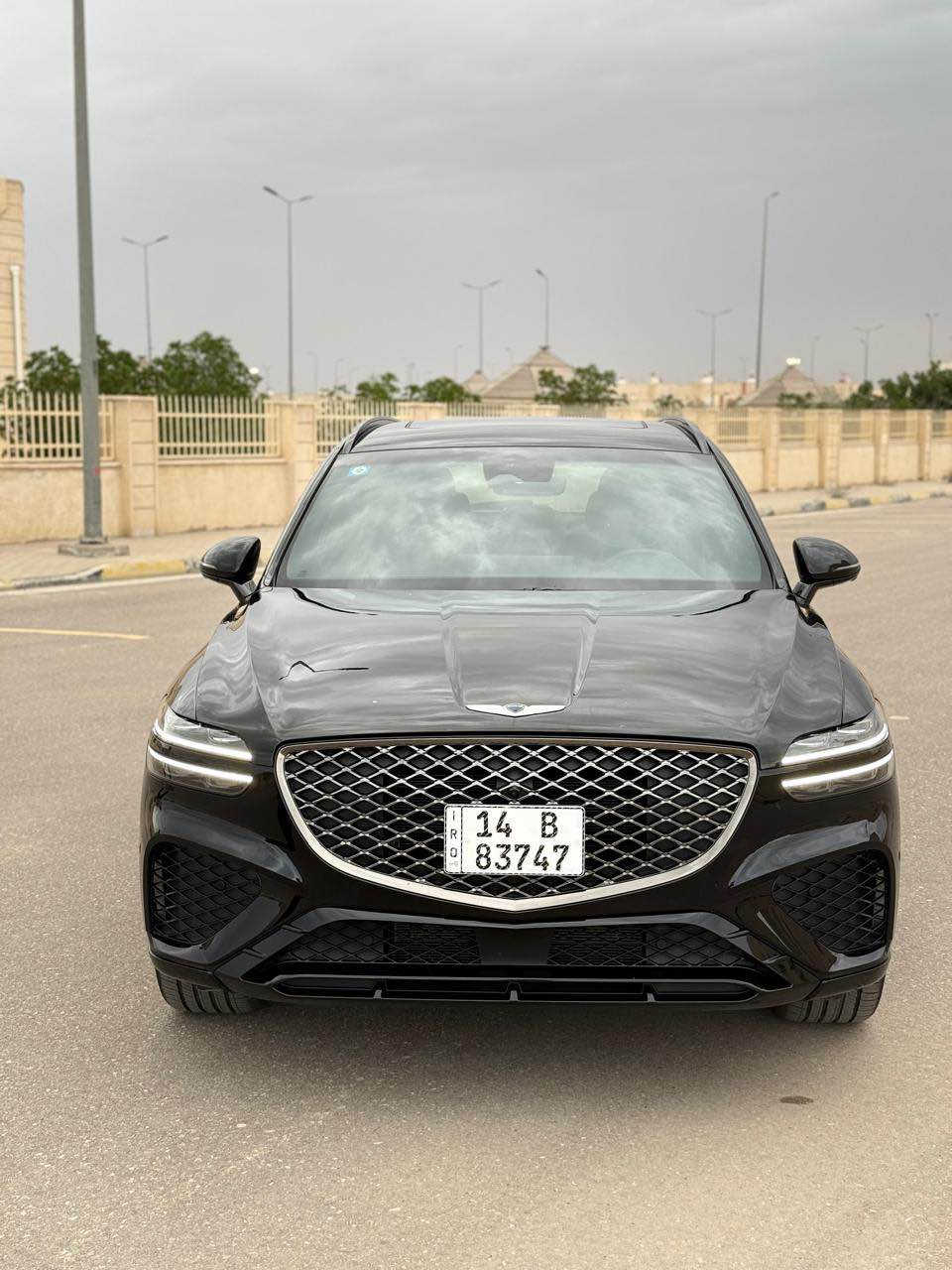 جنيسيس 2024 GV70  فول مواصفات للاخير  ( برستيج) مكينة 4 سلندر تيربو والسيارة كفالة عامة داخلة تقرير 
المواصفات 
1- قيادة ذاتية
2- تحديد مسار
3- بانوراما
4- رادرات جانبية وامامية وخلفية 
5- 4 انضمة قيادة 
6- كشنات كهرباء
7- تدفئ تبريد كشنات 
8- انارة محيطية 
9- التقدم والرجوع الى الخلف من الريمونت 
10 - صندوق كهرباء 
11- كامرات 360 - كامرات في الاشارة 
السيارة جديدة ودوخول جديد ماناقصها شي للاخير 
السعر 350 وبيها مجال 
رقم الهاتف : ‭0773 541 0410‬ البصرة, العراق
