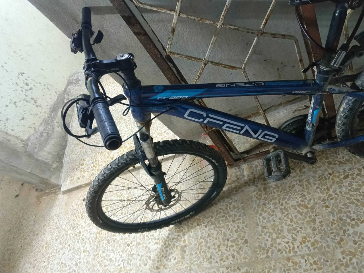 السلام عليكم بيسكل للبيع السعر 80 و بي مجال 🤠


**إذا كنت صاحب هذا الإعلان وتريد حذفه لأي سبب، رجاءا أرسل رسالة إلى الدعم الفني**