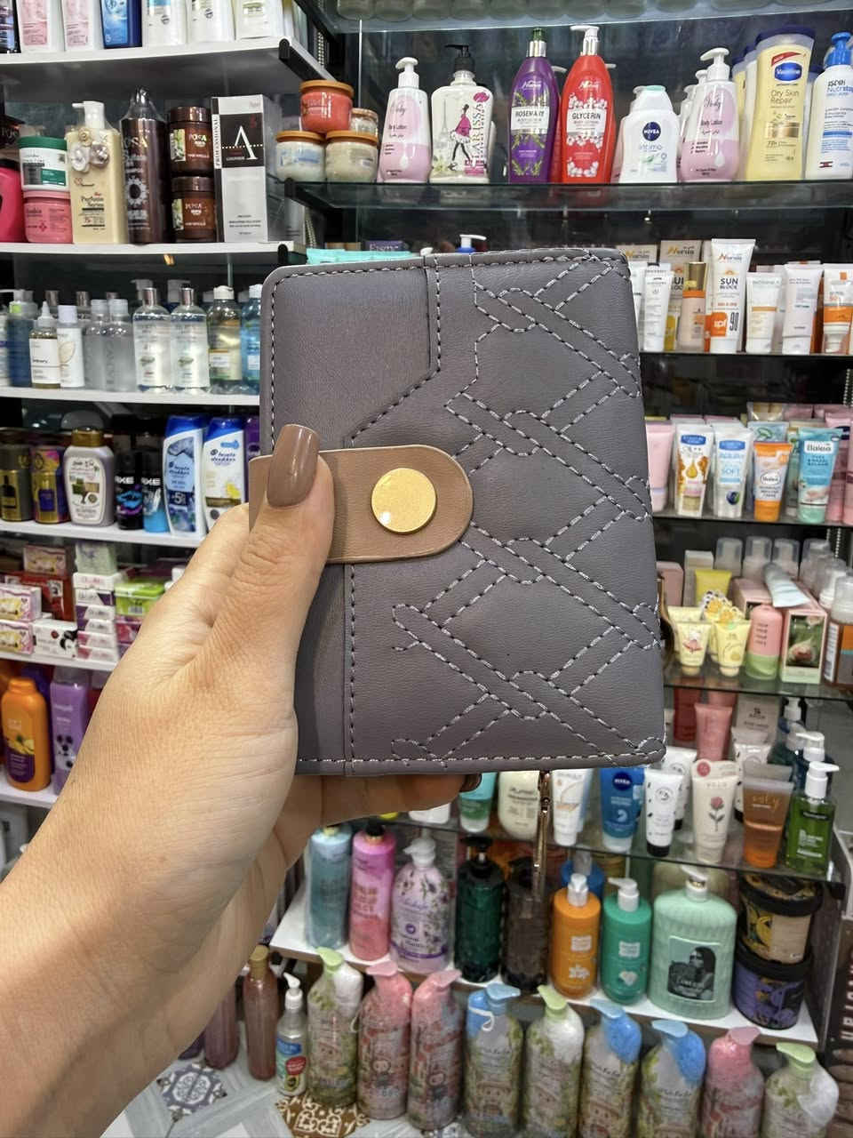 تەواوی وێنەکان تەماشابکە 🌸🌼🌺💵

ڕۆسێل هەمیشە بابەتی نوێ دونیایەکی جیاوازو پڕ لەناسکی بۆتۆی خانم 🌺🌼


**إذا كنت صاحب هذا الإعلان وتريد حذفه لأي سبب، رجاءا أرسل رسالة إلى الدعم الفني**