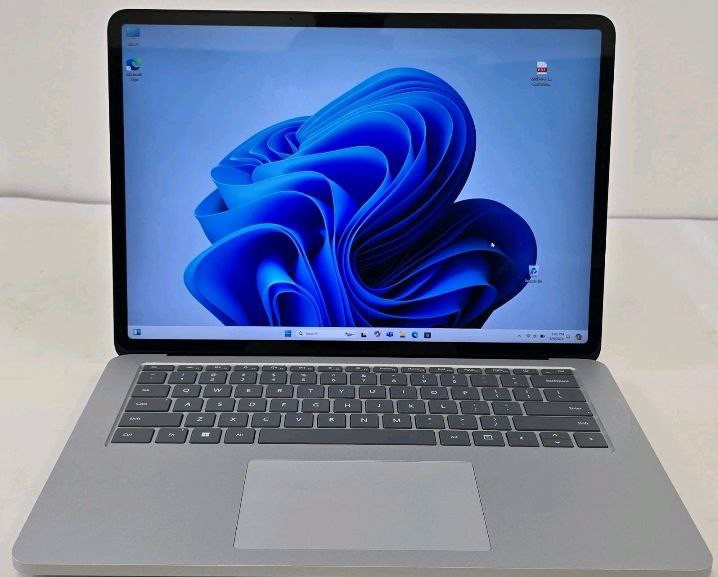 🔥 تخفيض ناري على Surface Laptop Studio – أداء احترافي بسعر أقوى 🔥

إذا شغلك تصميم، مونتاج، برمجة أو هندسة… فهذا مو لابتوب عادي، هذا محطة عمل متنقلة بكل معنى الكلمة. شاشة تتحول لوضعية ستوديو حتى تشتغل براحتك وكأنك قدام تابلت احترافي.

💻 Microsoft Surface Laptop Studio
✨ الحالة: Used Like New – نظافة عالية جدًا
🔹 Core i7 – الجيل 11
🔹 RAM: 32GB
🔹 SSD: 1TB
🔹 كرت شاشة: RTX 3050 Ti 6GB
🔹 تصميم Studio مرن للأعمال الإبداعية
✏️ يجي وياه قلم أصلي

💰 السعر بعد التخفيض: 1,570,000 دينار عراقي

فرصة ذهبية لجهاز بهذه المواصفات وبهالسعر… الكمية محدودة وما تطوّل.
📲 للحجز والاستفسار: 0777 659 6709
📍 متوفر في Ali Tech – الموقع مثبت بالصفحة

#AliTech #SurfaceLaptopStudio #MicrosoftSurface #RTX3050Ti #لابتوبات_العراق #عروض_العراق #تقنية #LaptopDeals
