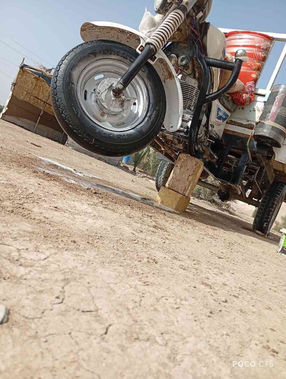 سلام عليكم ستوته اللبيع وراق صولي بسمي موديل 18تخم تاير جديد كهرباءيات كله شغاله مكينه 2025خير من الله 
سعر1550وبيه مجال غليل شراي ينتصل ***********
