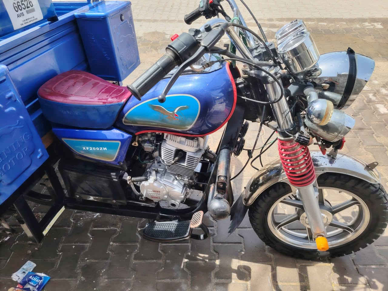 جمره فحل موديل 23 رقم مثنى سنوية 29 محرك مامفتوح شرط جديده ونضيفه مثل ماموجود بالصور ورك كيه ويل صب  تايرات جوبلس ٣ كهربائيات كلها شغاله السعر النهائي مليونين وست ميه قفل مكاني سماوه مركز ***********
