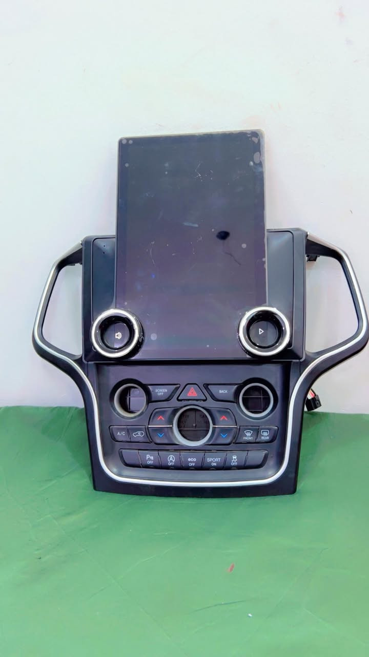 السلام عليكم 
اغراض جيب للبيـــع 
هوگ اصلـي 
شاشـة تسيلا 4k
صندوق الي يصير جوه الشاشه مغلف كاربون فايبر 
عبوة فارغــة اصليــة


**إذا كنت صاحب هذا الإعلان وتريد حذفه لأي سبب، رجاءا أرسل رسالة إلى الدعم الفني**