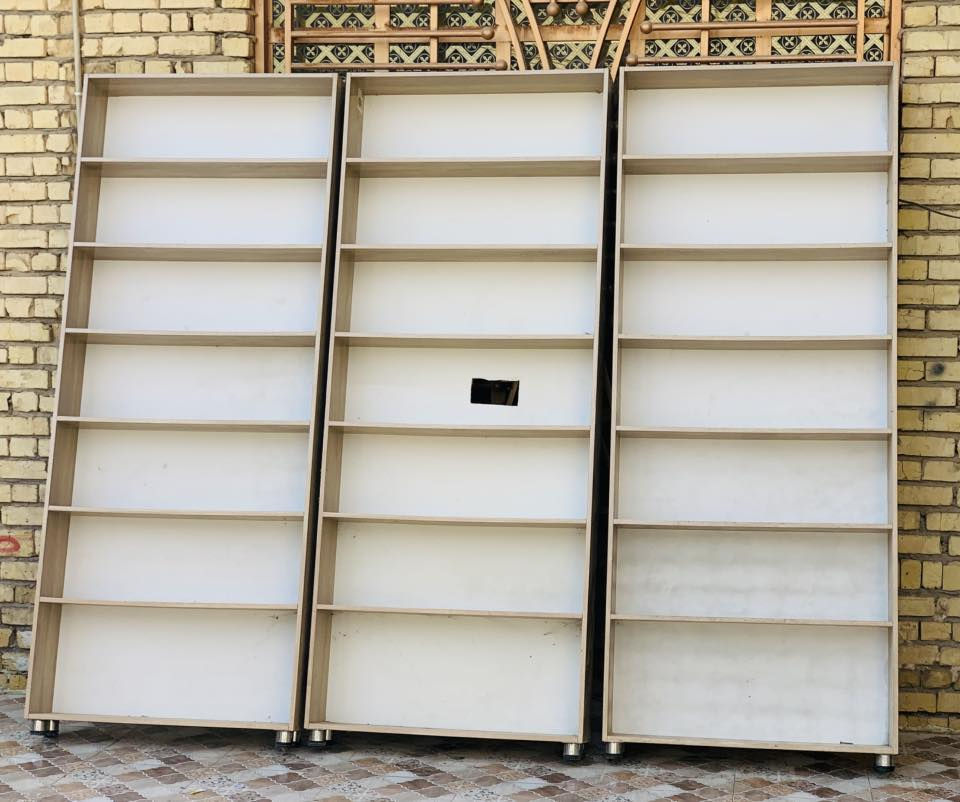 للبيع… فاترينات عدد 3 تركي اصلي لون جوزي ضد التراب
السلام عليكم فاترينات عدد 3 للبيع نضيفات 
مشتري القطعة الوحده ب110 تركي اصلي 
حالياً عارضهم للبيع سعر الوحده 75 الف 
مكاني بابل القاسم 
رقم الهاتف  ***********
