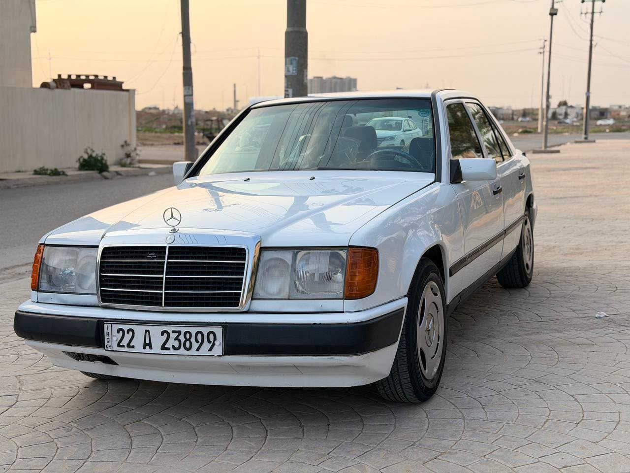 مارسدس کوبەی1985کلاسیك گیڕمەکینە بەشەرتە زۆرخاوینە
سەیارەکەبێلیدرانە398kmڕۆیشتوە
هەندەك پارچەی لەسەرساغەی بەس پەمپە.شوین هەولیر.
***********واتساب ڤایبر أربيل, العراق
